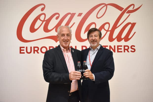 Foto acuerdo Coca-Cola