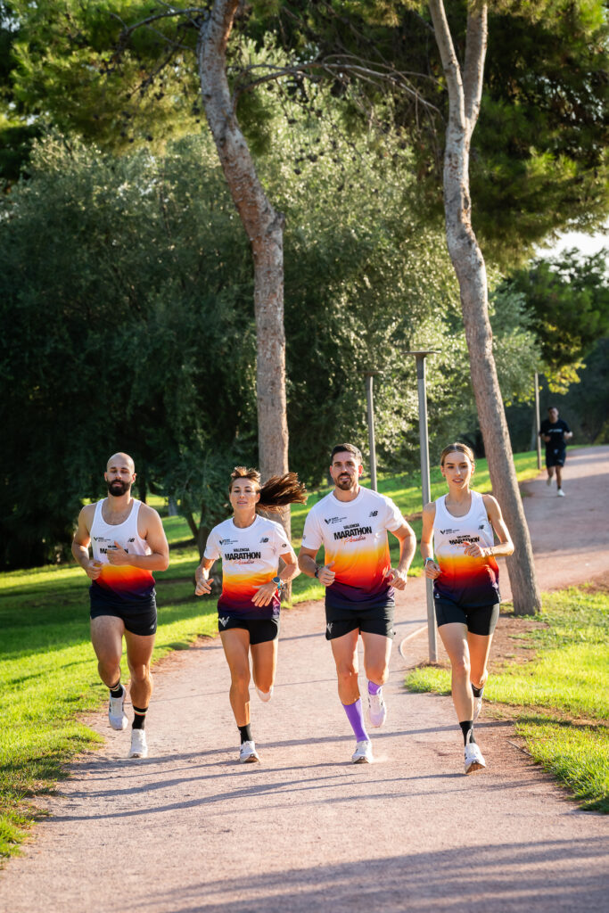 Camiseta oficial 2025 Maratón Valencia Trinidad Alfonso zurich