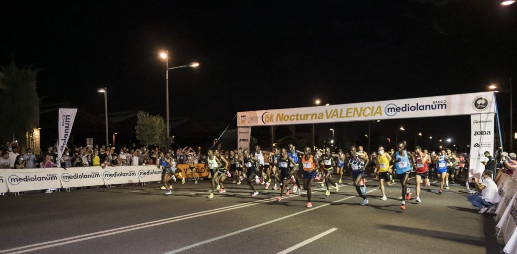 Salida 15k Nocturna Valencia Banco Mediolanum 2021